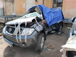 Nissan Pathfinder ����