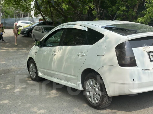 Toyota Prius. �������, ��������, 1.0, ������, 320 000����. �� ����