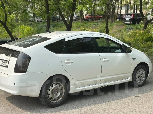 Toyota Prius. �������, ��������, 1.0, ������, 320 000����. �� ����