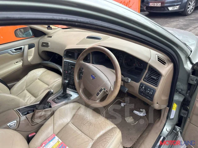 ���� Volvo V70 2000-2007 20791723 36001127 ����