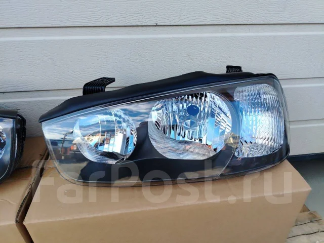 ���� Hyundai Elantra 2000-2003 ��� 92102-2D120 ����