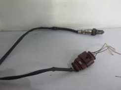������ ����������� AUDI A4 11279289645 058906265 ����