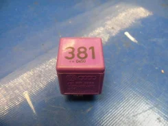 ���� AUDI, Skoda, Volkswagen 11279259157 431951253G ����