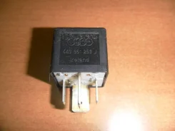 ���� AUDI, Volkswagen 14294419 443951253J ����