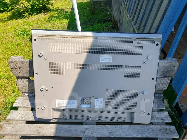 Philips. LCD (��) ����