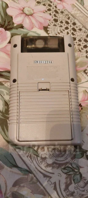 Nintendo Game Boy ����