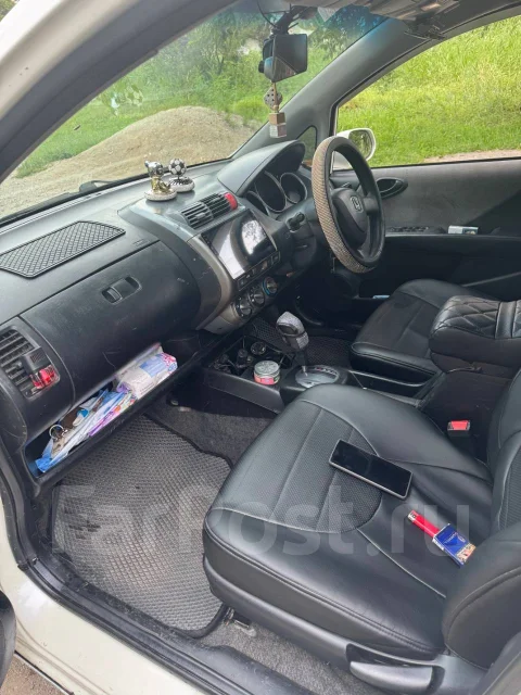 Honda Fit. ��������, ��������, 1.3 (86��.�.), ������, 369 717����. �� ����