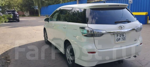 Toyota Wish. ��������, 4wd, 1.0 (133��.�.), ������, 212 000����. �� ����