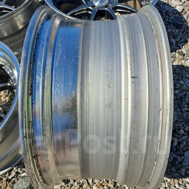 SSR Professor SP3. 9.5/10.5x19", 5x114.3, ET18/30, �� 70,1���. ����