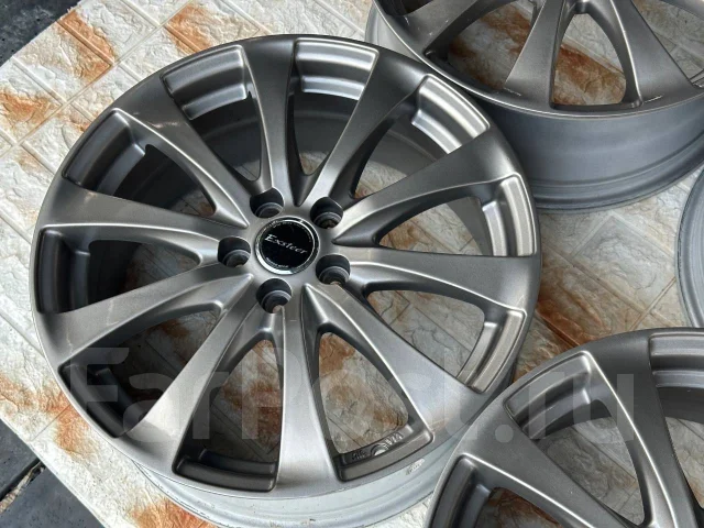 Hot Stuff Exsteer. 7.0x17", 5x100, ET50, �� 71,1���. ����