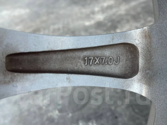 Hot Stuff Exsteer. 7.0x17", 5x100, ET50, �� 71,1���. ����