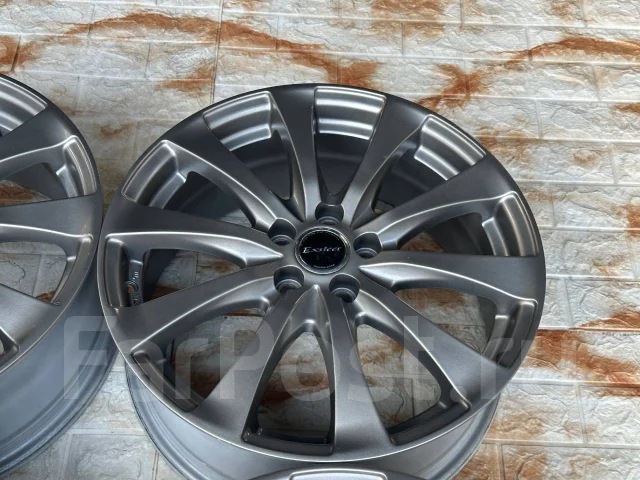 Hot Stuff Exsteer. 7.0x17", 5x100, ET50, �� 71,1���. ����