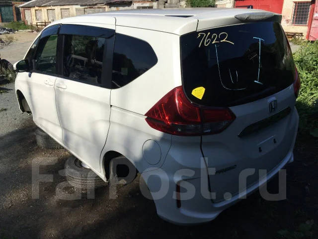 Honda Freed. GB5, L15B ����