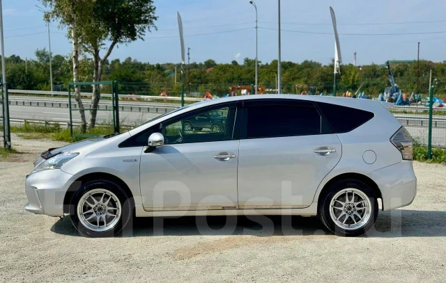 Toyota Prius a. �������, ��������, 1.8 (98��.�.), ������, 179 000����. �� ����