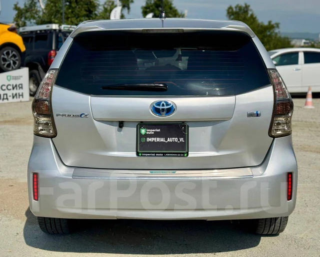 Toyota Prius a. �������, ��������, 1.8 (98��.�.), ������, 179 000����. �� ����