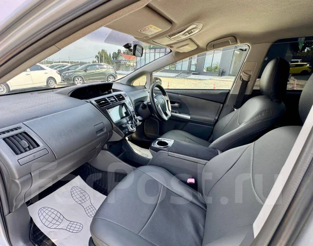 Toyota Prius a. �������, ��������, 1.8 (98��.�.), ������, 179 000����. �� ����