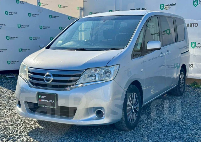 Nissan Serena. �������, ��������, 2.0 (147��.�.), ������, 180 000����. �� ����