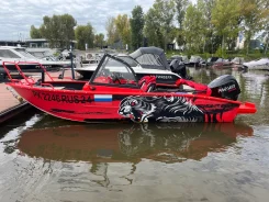 Triera. 2024 ���, ����� 4,6��., ��������� ���������, 40��.�., ������ ����