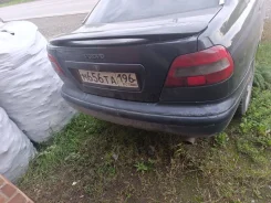 Volvo S40 ����