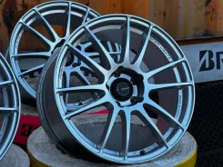 RAYS Gram Lights 57Xtreme. 8.5x18", 5x114.3, ET33, �� 73,1���. ����
