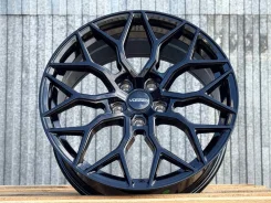 Vossen. 8.0x18", 5x112, ET35, �� 73,1���. ����