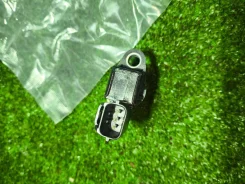 ������ ����������� Mitsubishi Lancer 2005 MD327107 MD327107 ����