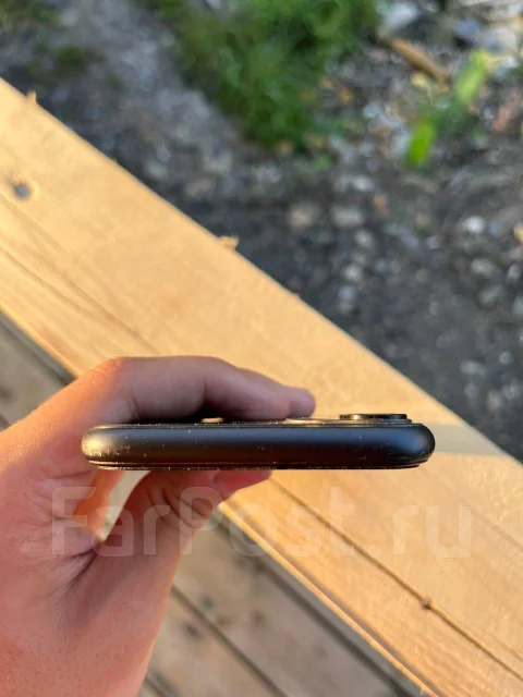 Apple iPhone 11. �/�, 256 ��, ������, 4G LTE, Dual-SIM, NFC ����