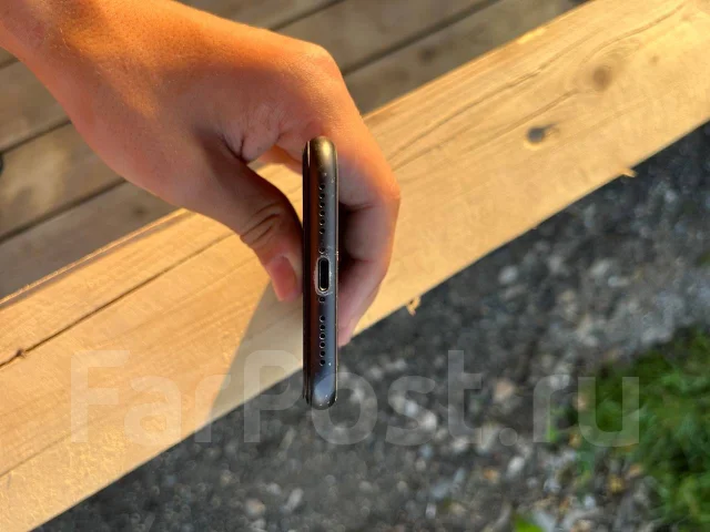 Apple iPhone 11. �/�, 256 ��, ������, 4G LTE, Dual-SIM, NFC ����