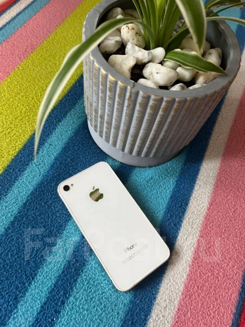 Apple iPhone 4s. �/�, 8 ��, ����� ����