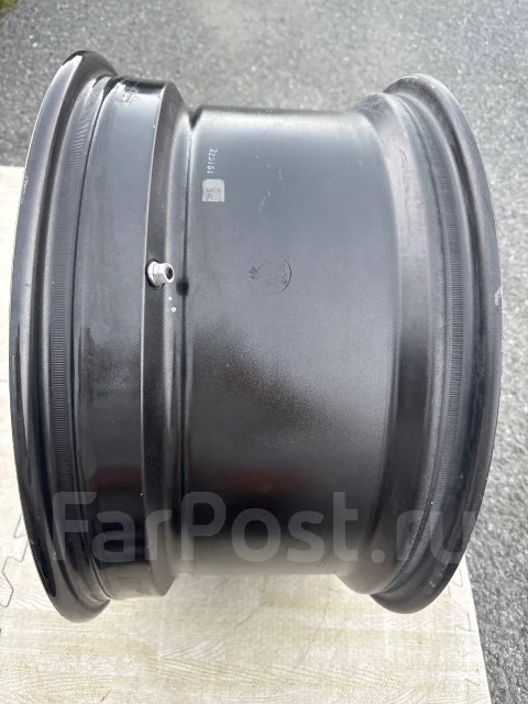 Advan Racing R6. 10.5x20", 5x114.3, ET24, �� 73���. ����