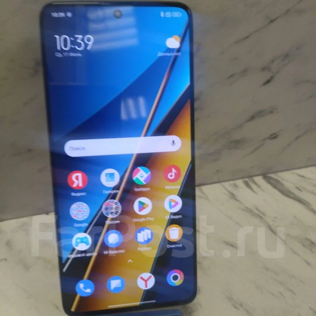 Xiaomi Poco X6. �/�, 256 ��, ������, NFC ����
