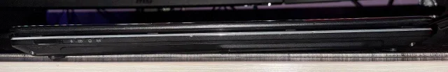Acer. 15", 1,3����, ��� 4 ��, ���� 250���, WiFi: 1, Bluetooth: 1, ����������� �� 2��. ����