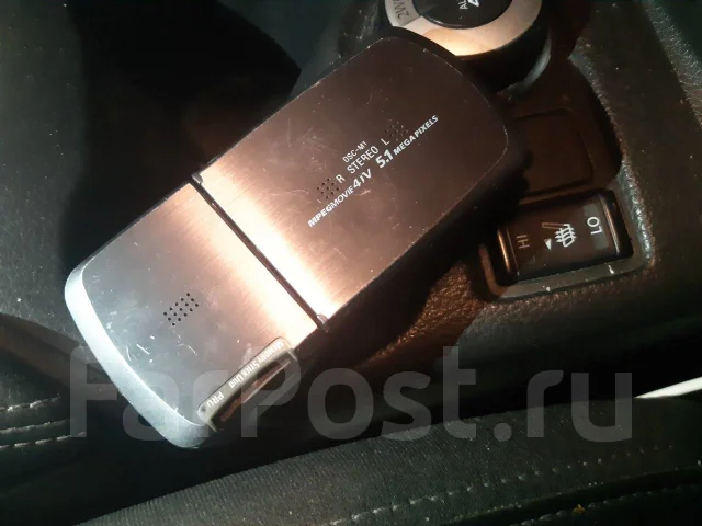 Sony DSC-RX0M2. 7 - 7.9 ��, � ���������� ����