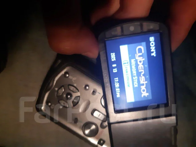 Sony DSC-RX0M2. 7 - 7.9 ��, � ���������� ����
