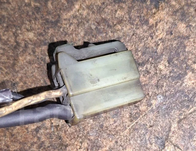 ����� ���������� Nissan 2310018A01 ����