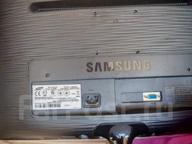 Samsung. 22" ����
