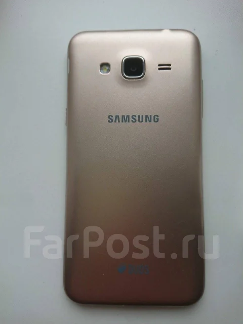 Samsung Galaxy J3. �/�, 8 ��, �������, 3G, 4G LTE, Dual-SIM ����