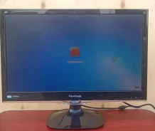 ViewSonic. 24", ���������� �� (LCD, LED, QLED) ����