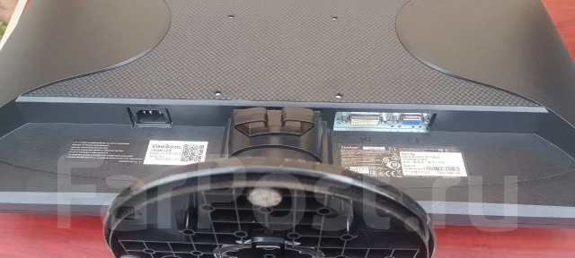 ViewSonic. 24", ���������� �� (LCD, LED, QLED) ����