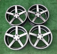 Vossen CV3-R. 8.5/9.0x20", 5x112, ET44/32, �� 66,6���. ����