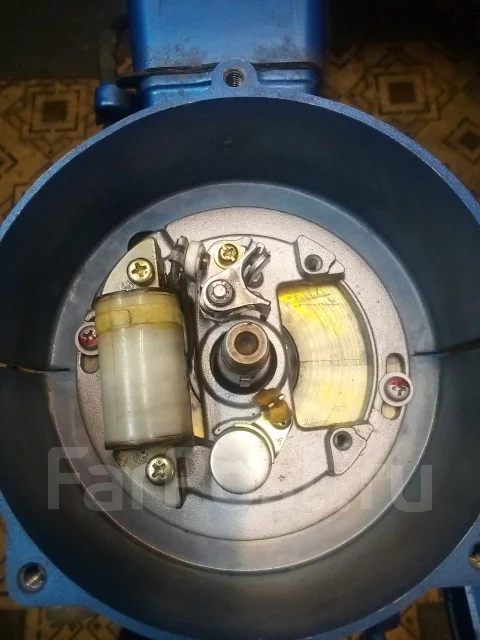 Suzuki. 2��.�., 2-�������, ����������, ���� S (381 ��), 1990 ��� ����