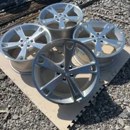 Fabulous Various. 8.0/9.0x19", 5x114.3, ET38/36, �� 73,1���. ����