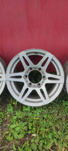 Bridgestone Liufeng. 7.0x15", 6x139.7, ET5 ����