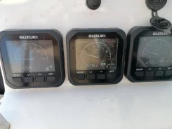 Suzuki. 2022 ���, ����� 12��., ��������� ���������, 900��.�., ������ ����