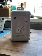 Beats Solo 4 ����