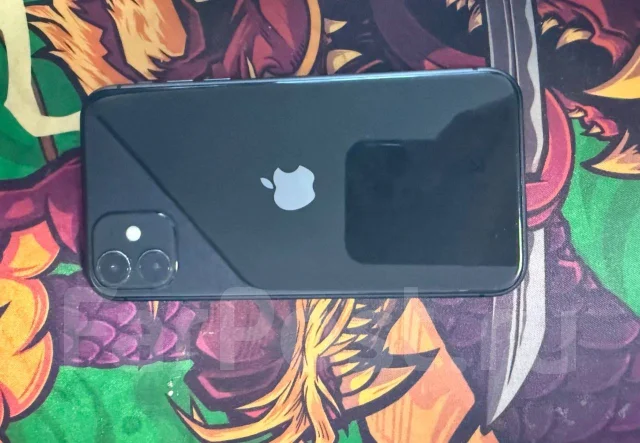 Apple iPhone 11. �/�, 64 ��, ������, 4G LTE, 5G, NFC ����