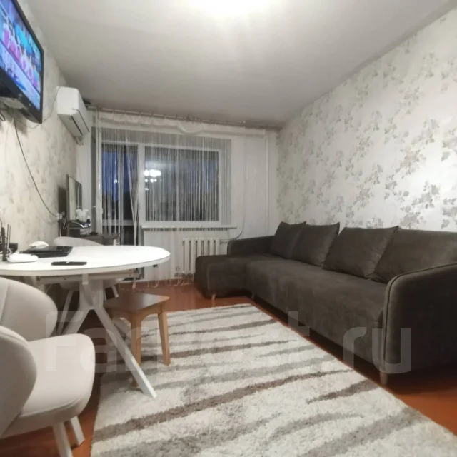 1-���������, ����� ��������� 15. �/� �������, ���������, 28,9���.��., 4/5 ���� ����