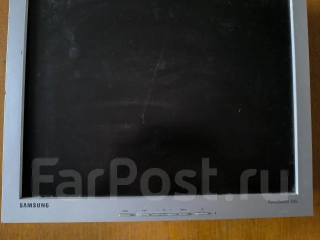Samsung. 15" ����