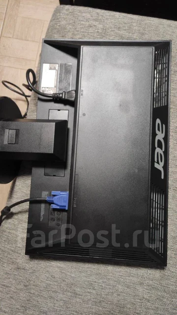 Acer. 19" ����