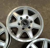 Strada. 6.0x15", 6x139.7, ET33, �� 106,1���. ����